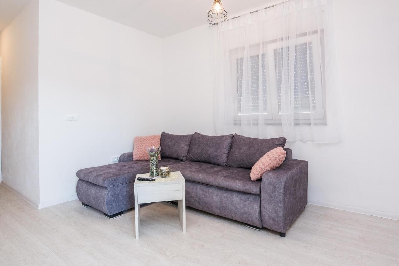 Apartments Krpan 维尔 外观 照片